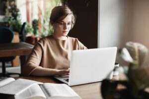 Upskilling e Reskilling: Entenda os Conceitos e Como Aplicar na Sua Carreira